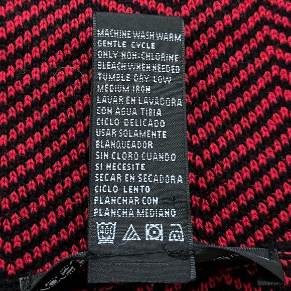 Josephine Chaus Sweater, Large - Picture 6 of 6